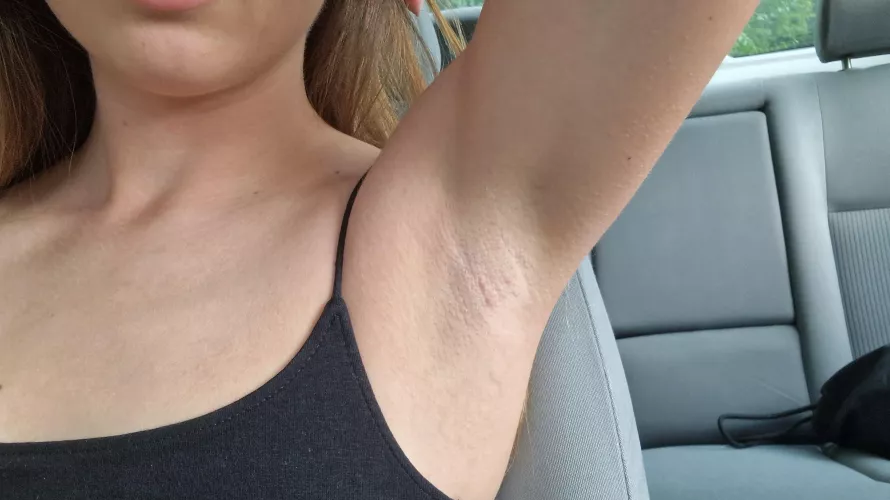 I was so insecure about my armpits by luckyluuna