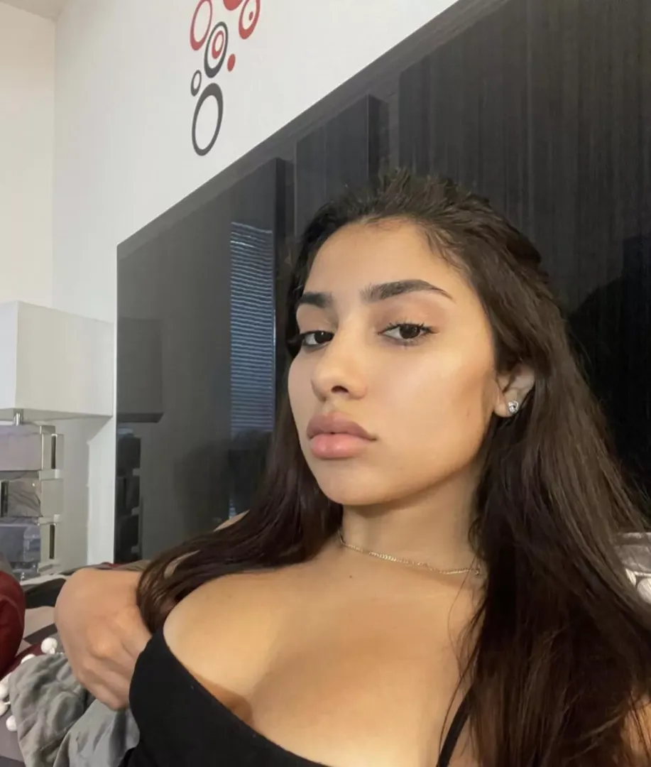 latinas were made for bwc posted by laraaa549