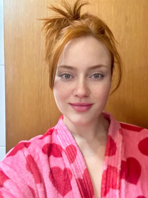 Love to sleep on my new robe [f] by Puzzled_MJ