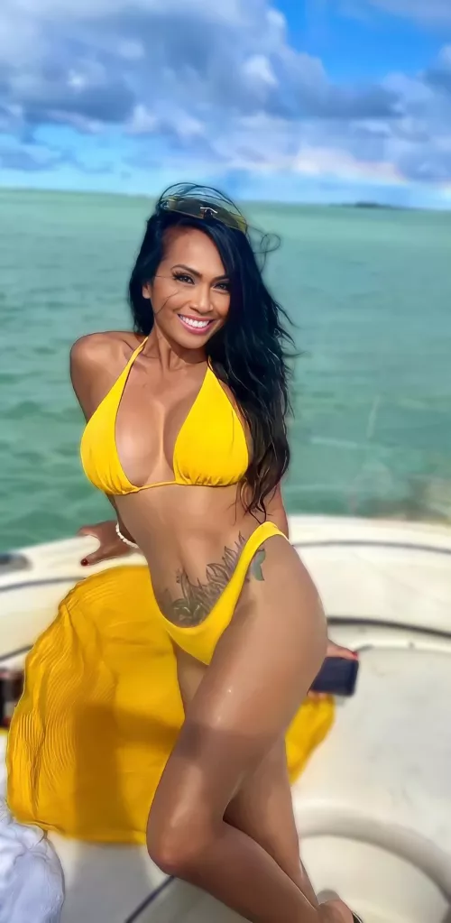 Me, my yellow bikini, and the sea by Asian_Persuasion_911