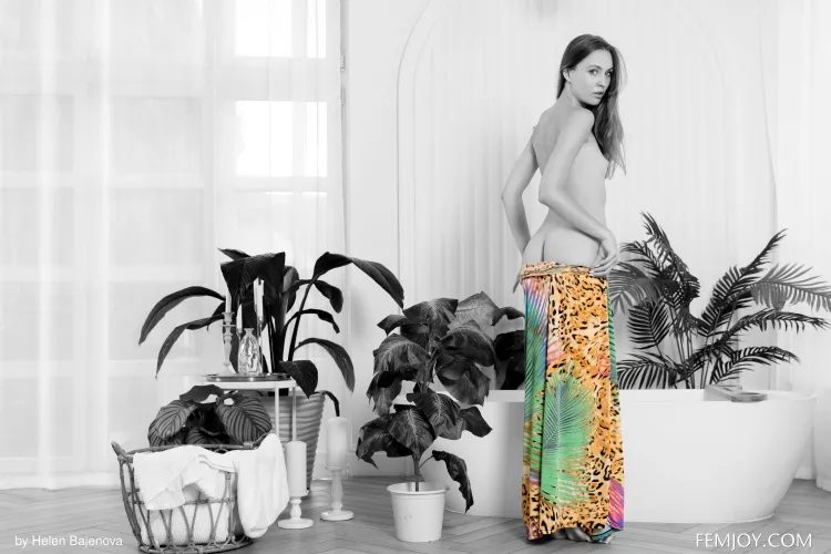 Mencia Francis - Bedroom (Femjoy) by nsfwmetro