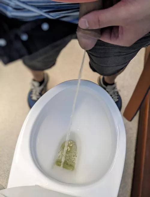 Who'd have their mouth wide open in front of me? by gb888uk