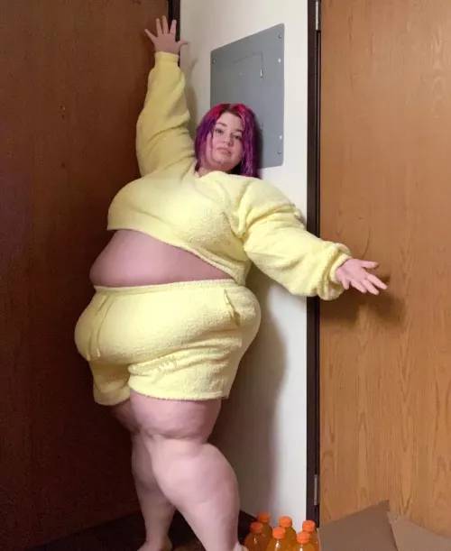 Yellow by Delicious_Delilah