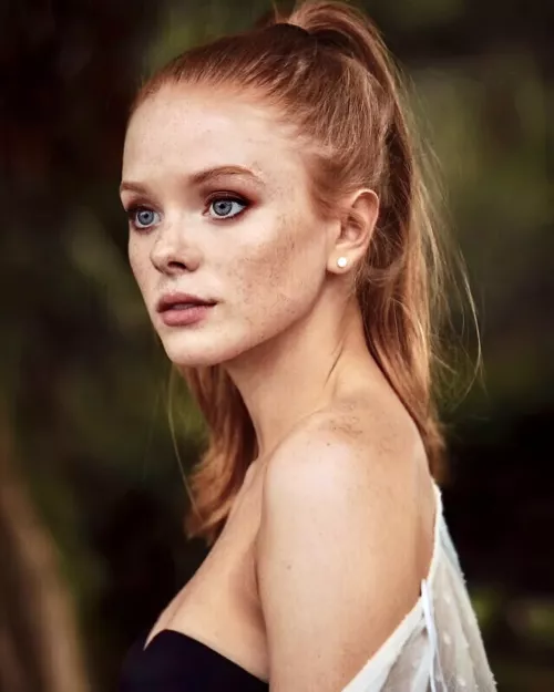 Abigail Cowen by cashmere1977-2