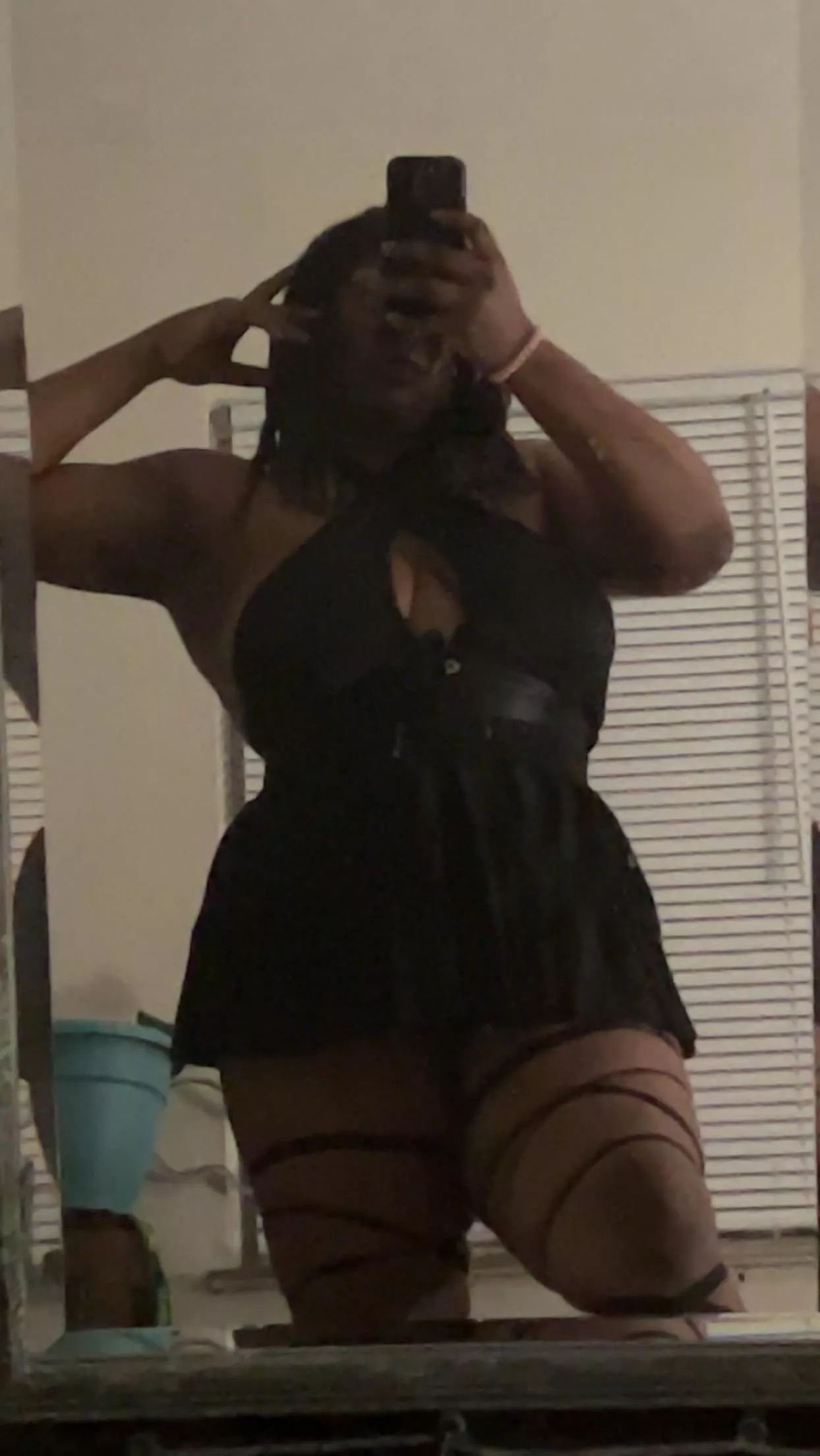 Back! 🖤 posted by Lmimzi1996253