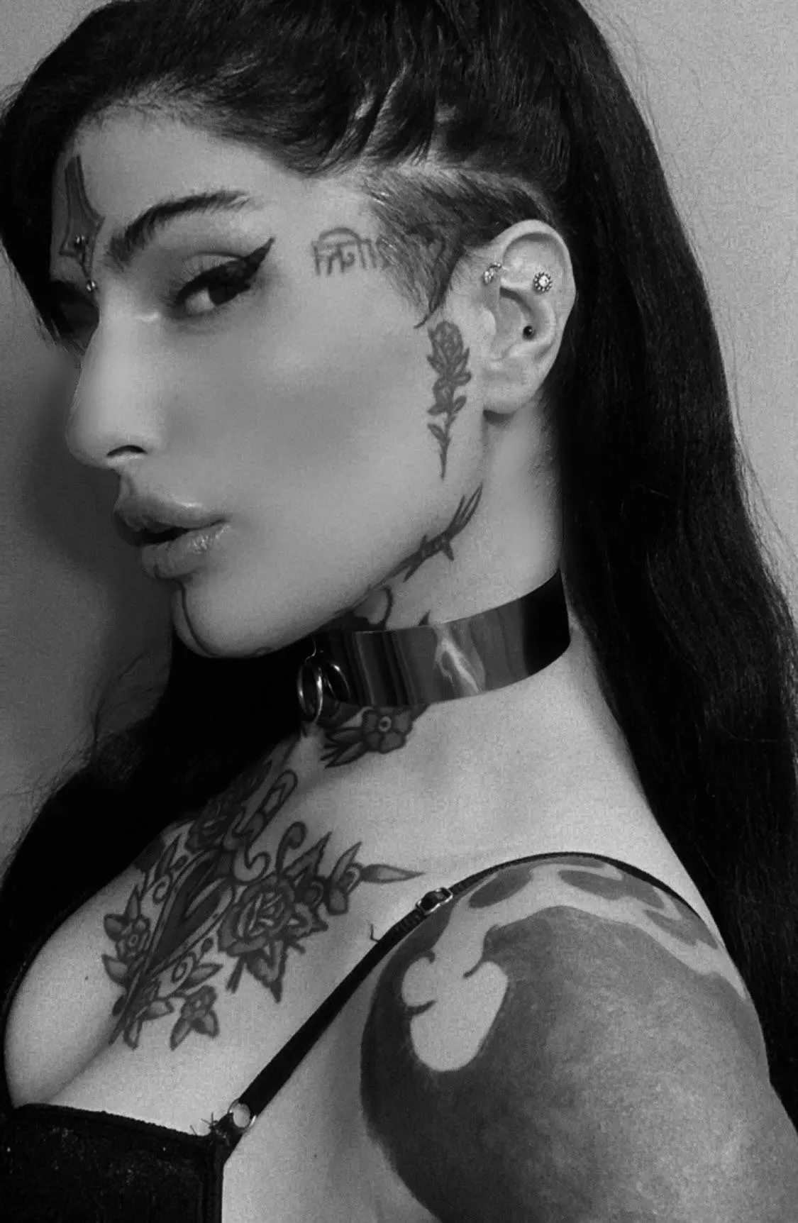 Black and white mistress posted by gotike