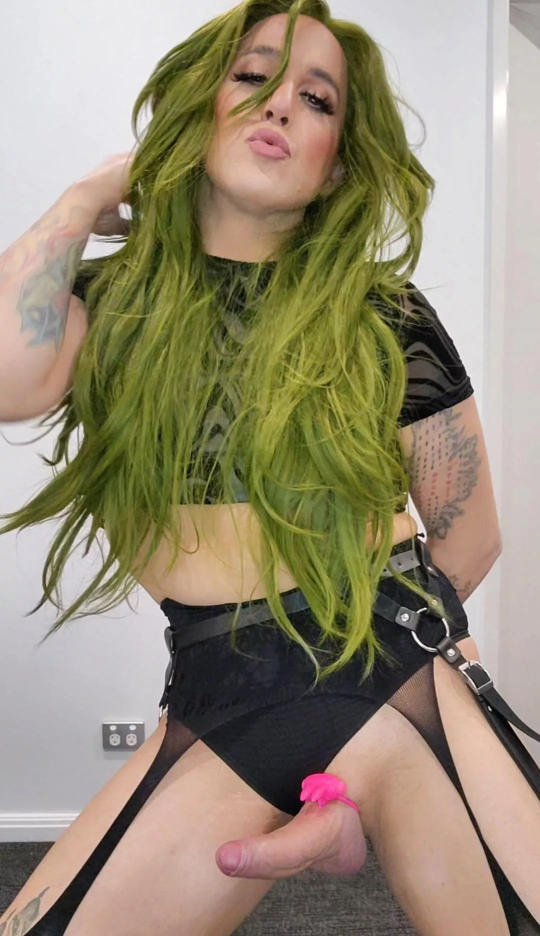 Drop to your knees and open your mouth 😈 posted by BrookeSpearz