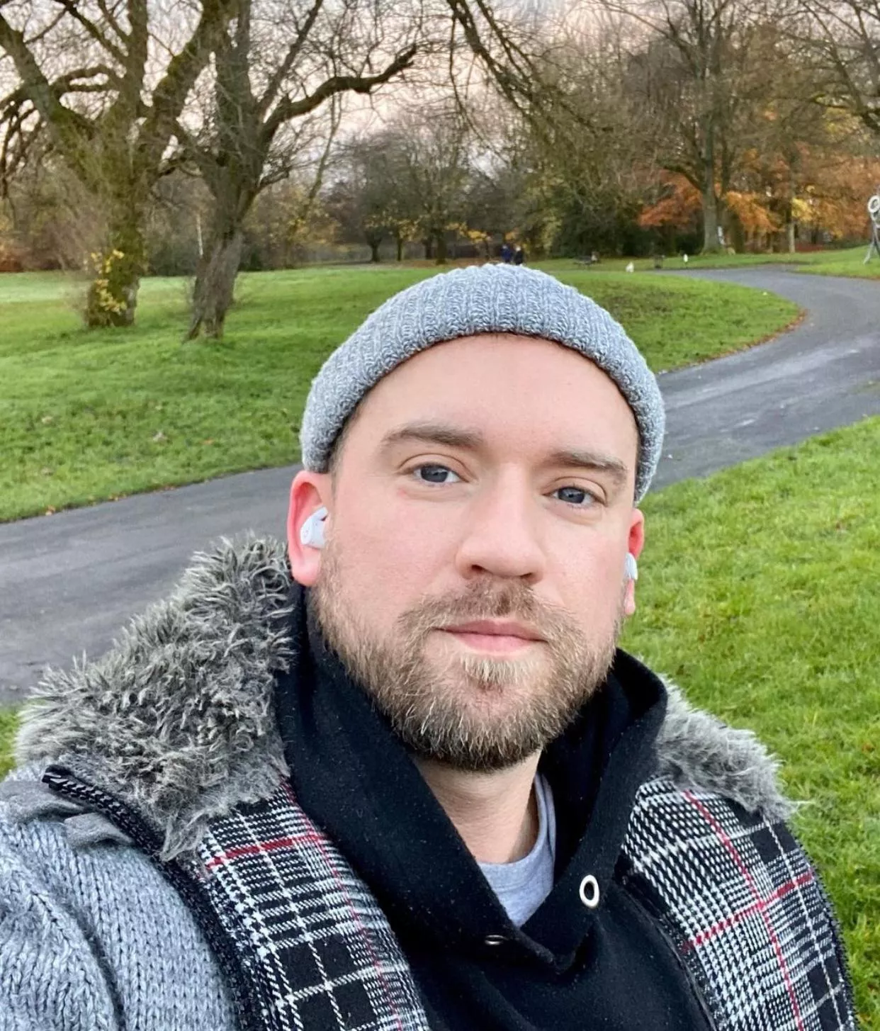 Freezing cold could use a hug lol posted by Bryan_bl