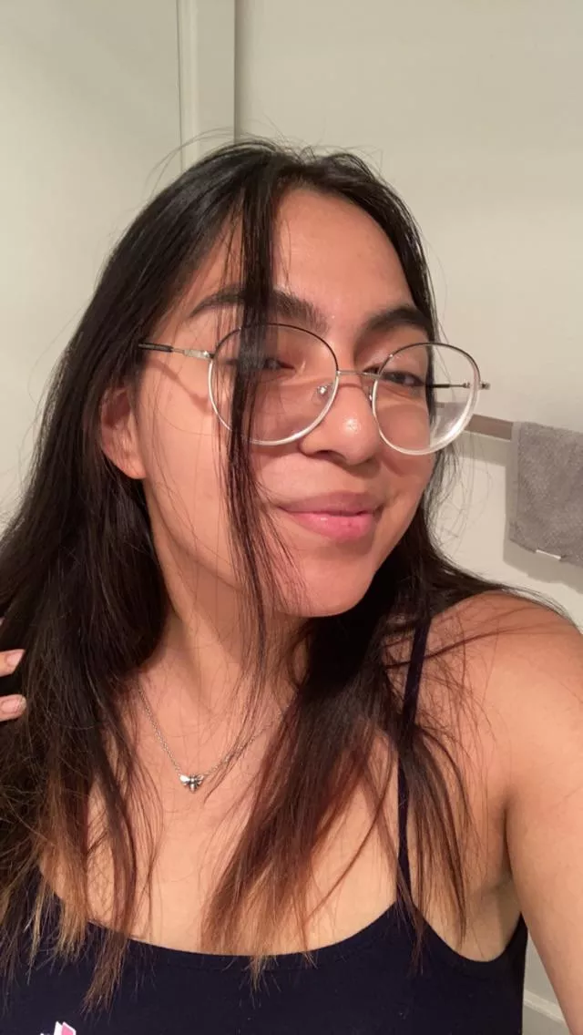 Hey posted by Evelyyhere