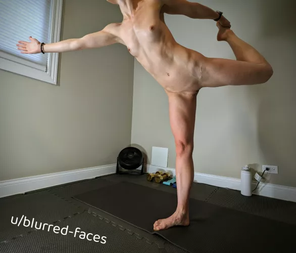 Hold me closer, no-pants dancer ;) 🎶 by blurred-faces