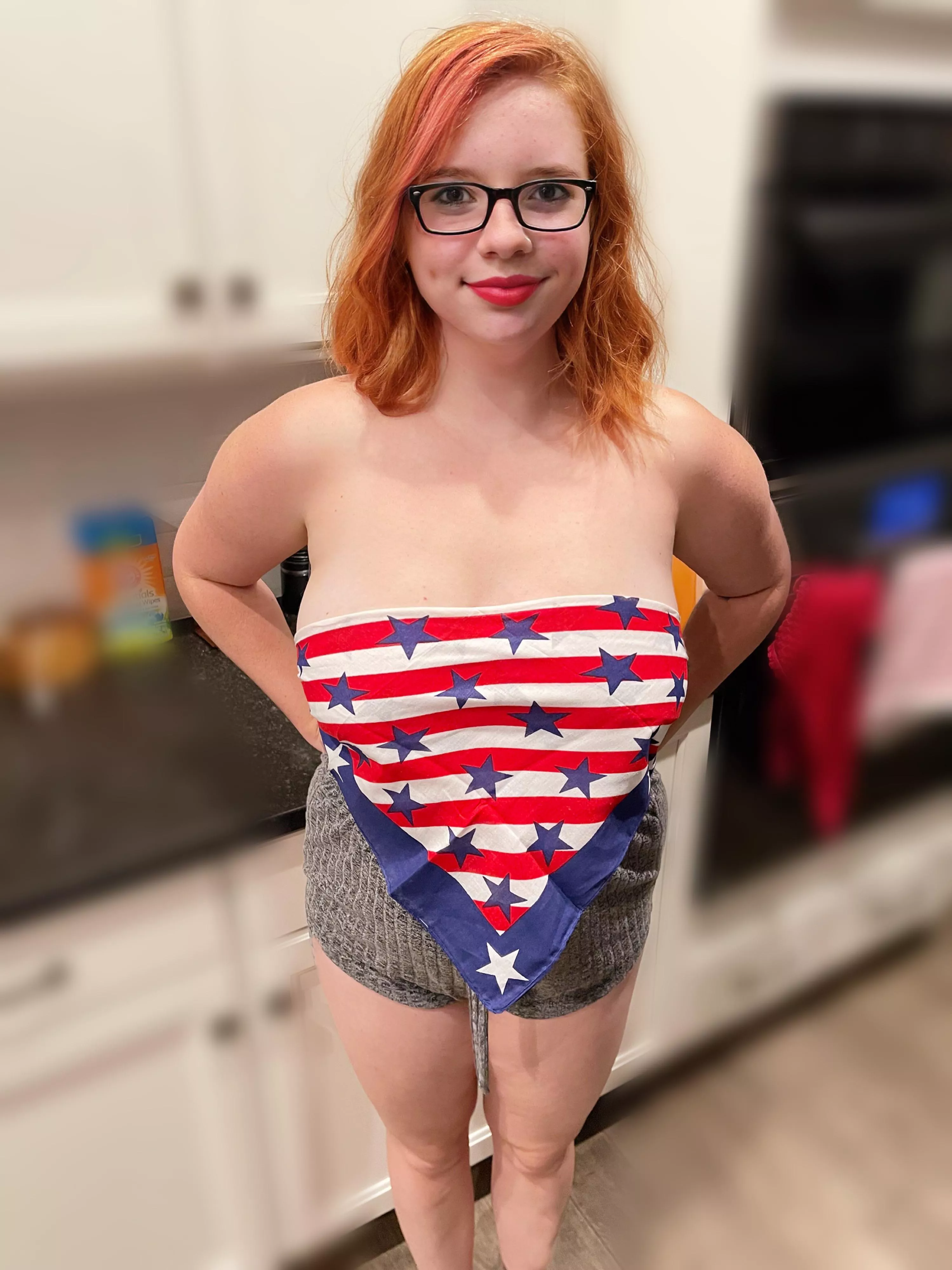 Hoping to lure in sexy patriotic guys. posted by panda8787