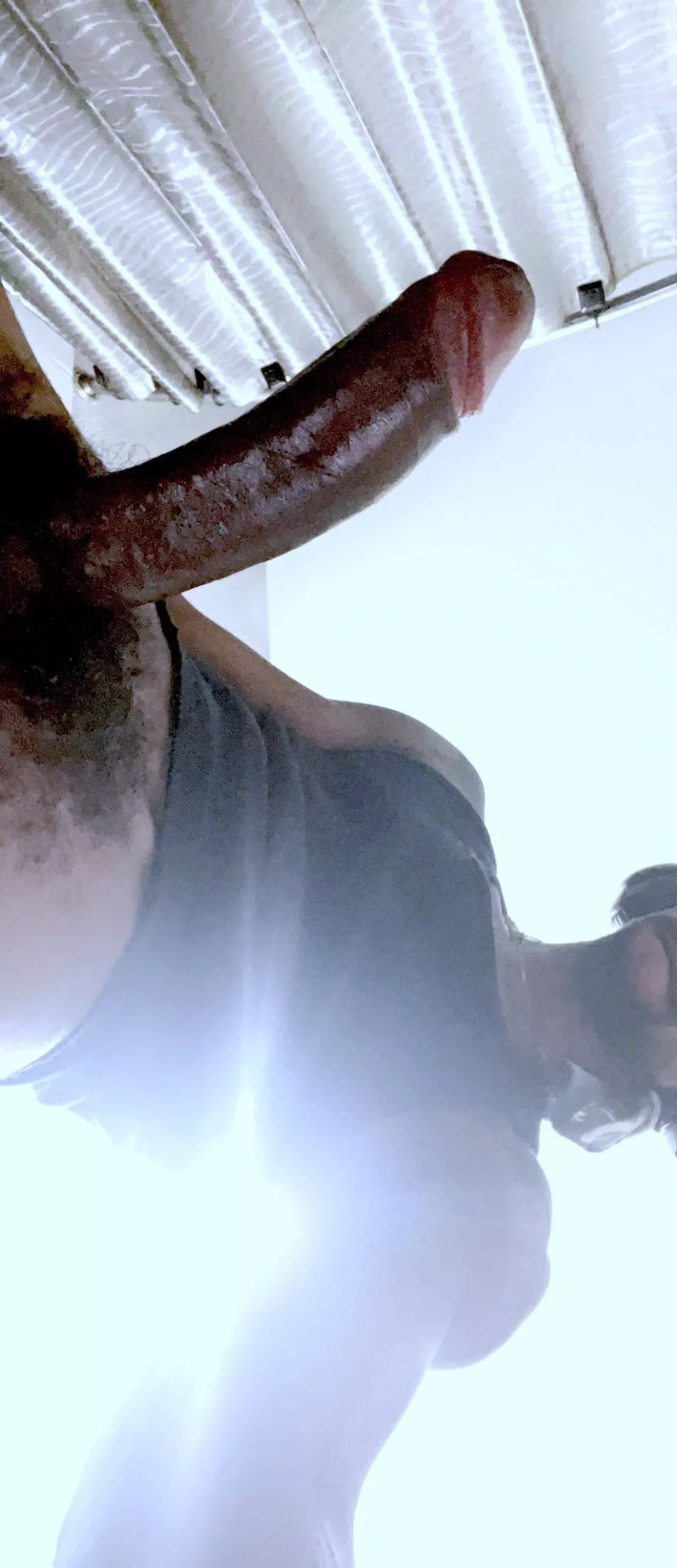 I ain’t cut, it just pulls back nicely. posted by SlimBlkUncut