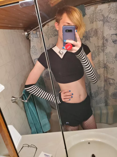 I love dis outfit :3 by AysoLee