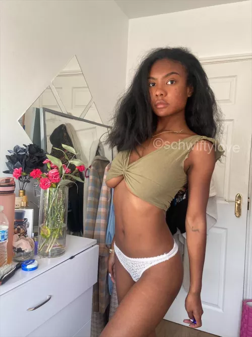 I love green ☺️ by LoveSchwifty