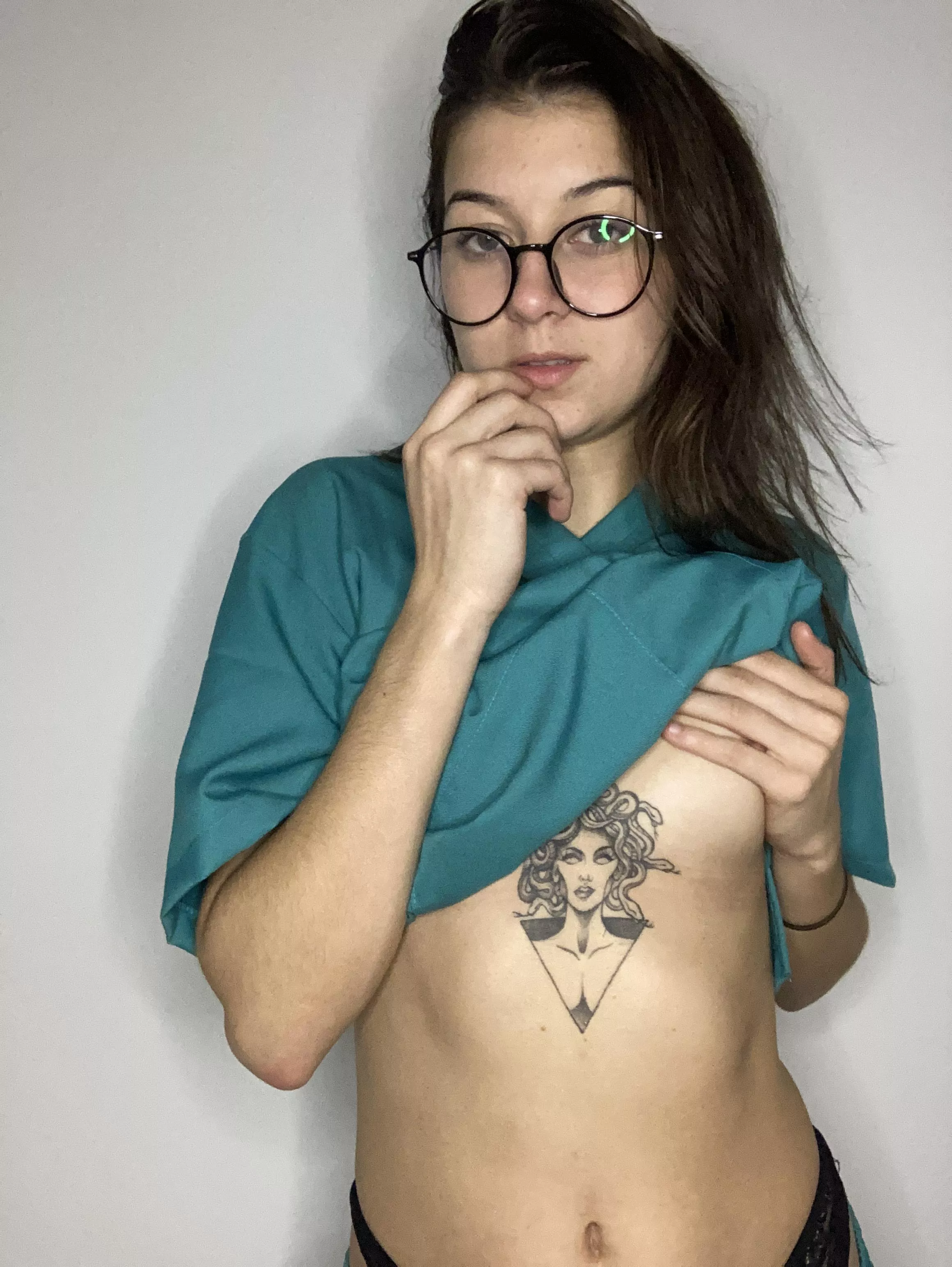 I'm the class's smallest geeky girl posted by Specialistko