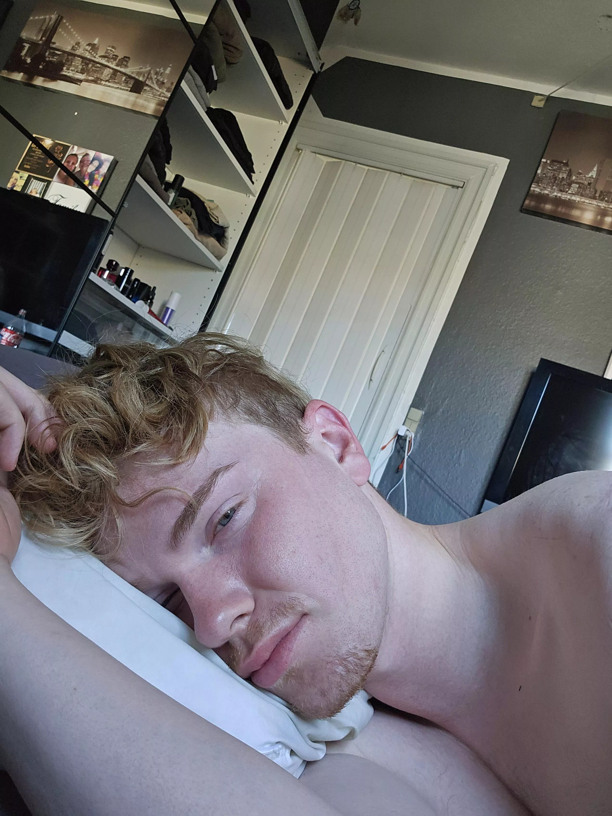 It's been a long exhausting week.. and i have loved every minute of it! Have a great day everyone posted by YourVeryOwnGingerBoi