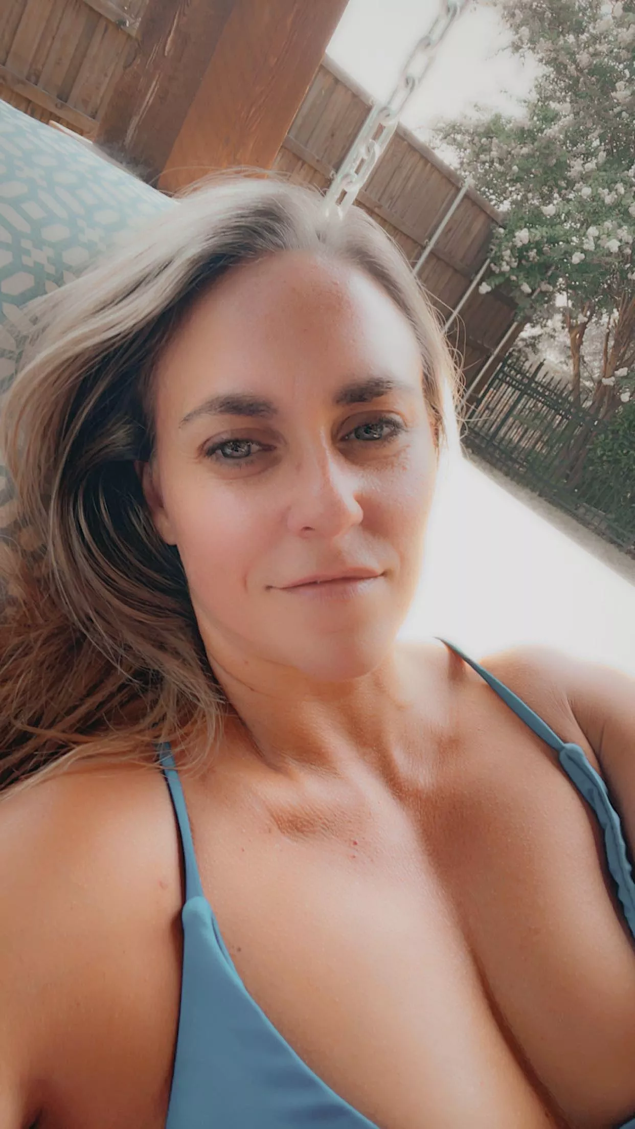 Just your friendly milfy neighbor posted by BikiniSquats