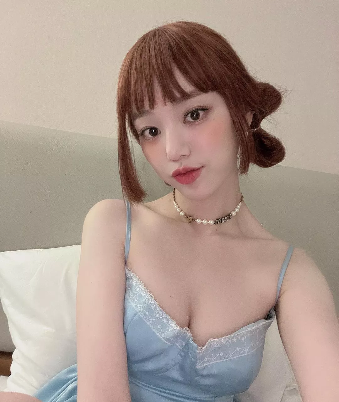 Lee Yubi posted by Vivid-Network9397