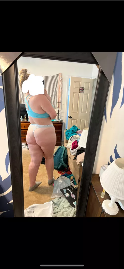 Like what you see ? by Gullible-Student290