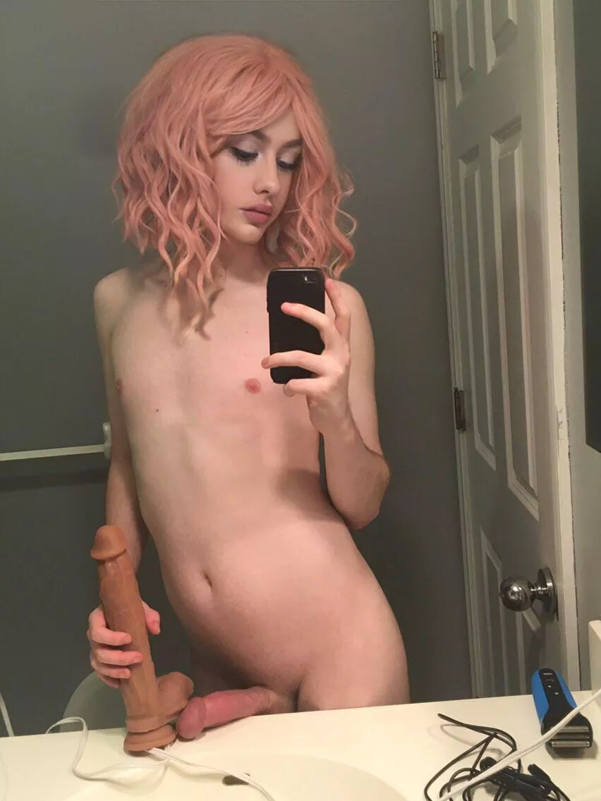 little girls like big toys 😇 posted by littlefich2021