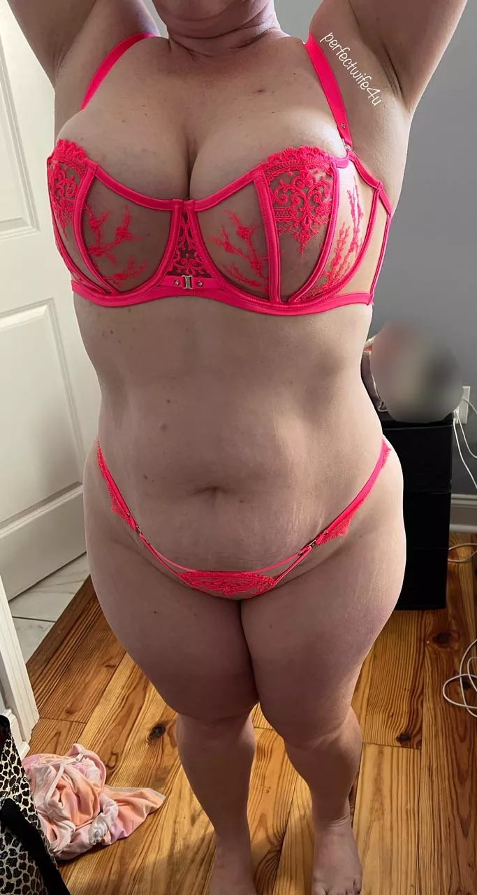 Mature MILFs wear sexy things for their men posted by perfectwife4u