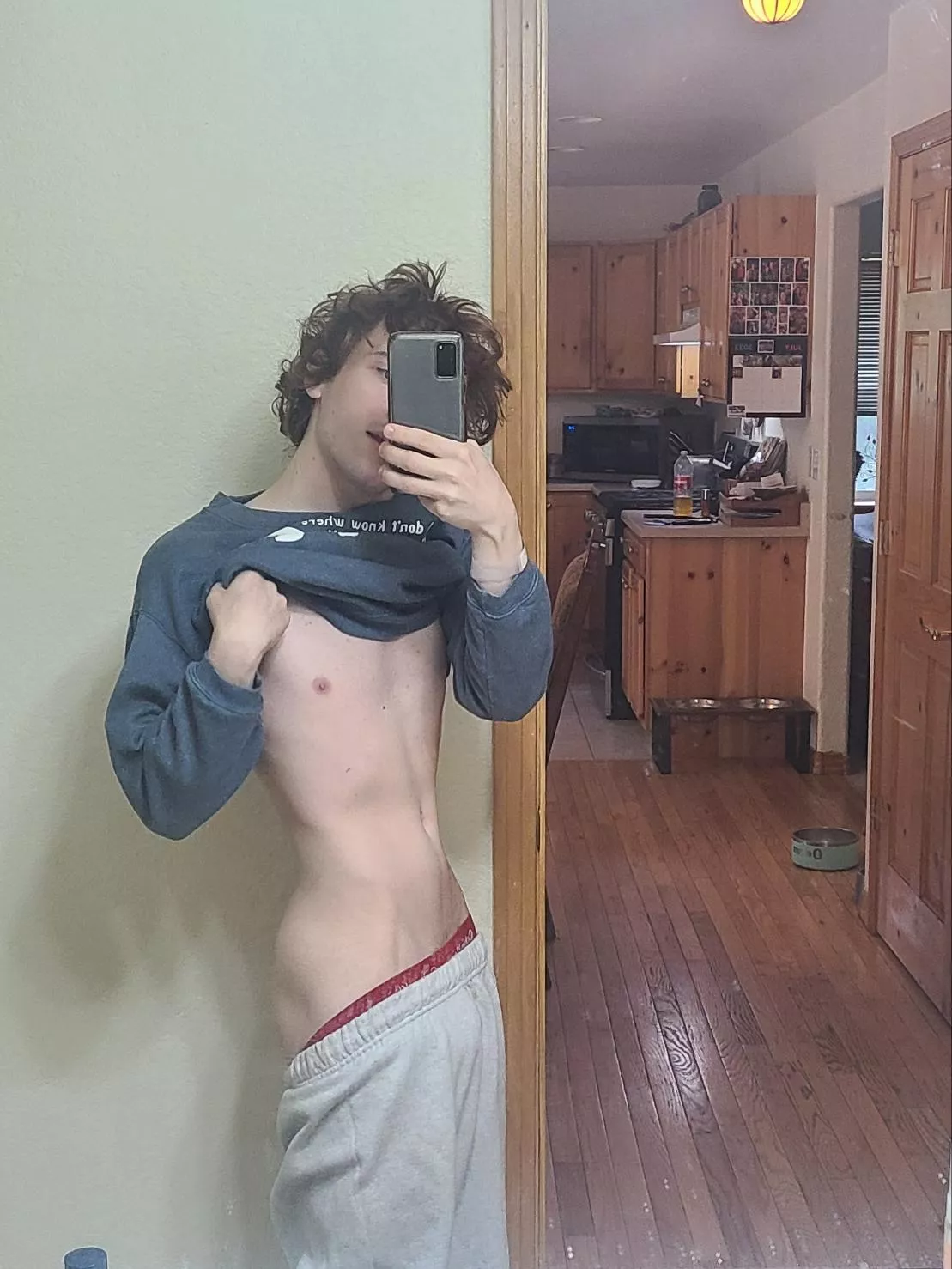 not totally nsfw but I thought I looked cute 🫣 posted by geekytwinky