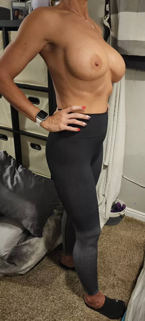 Topless Yogapants ;) by Nice_Gym_Rack