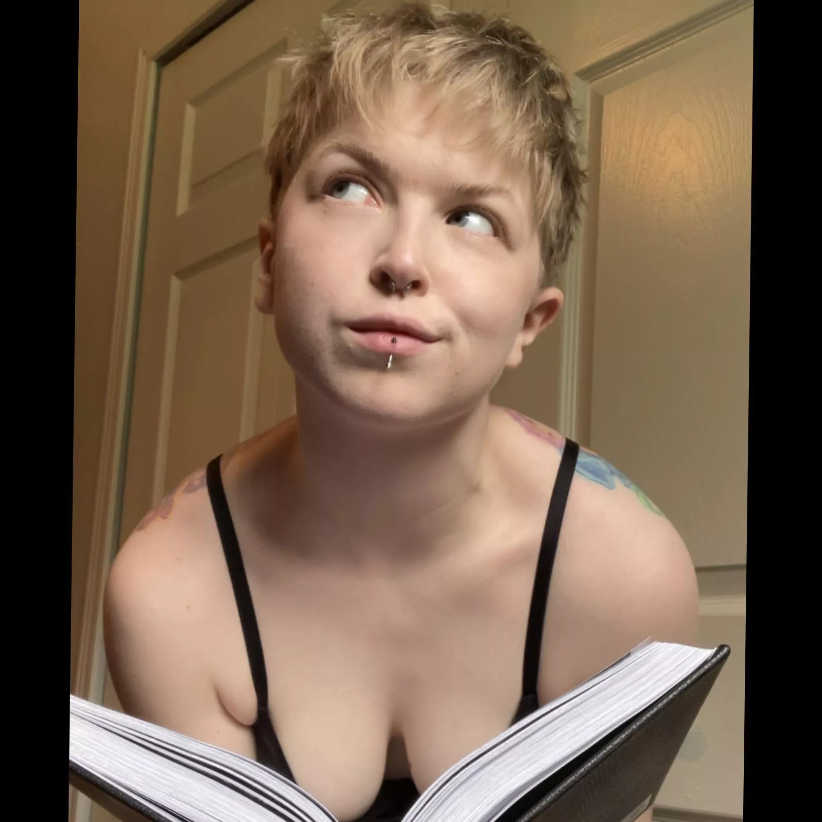 Would you call me flirty or quirky? posted by eren_erotica