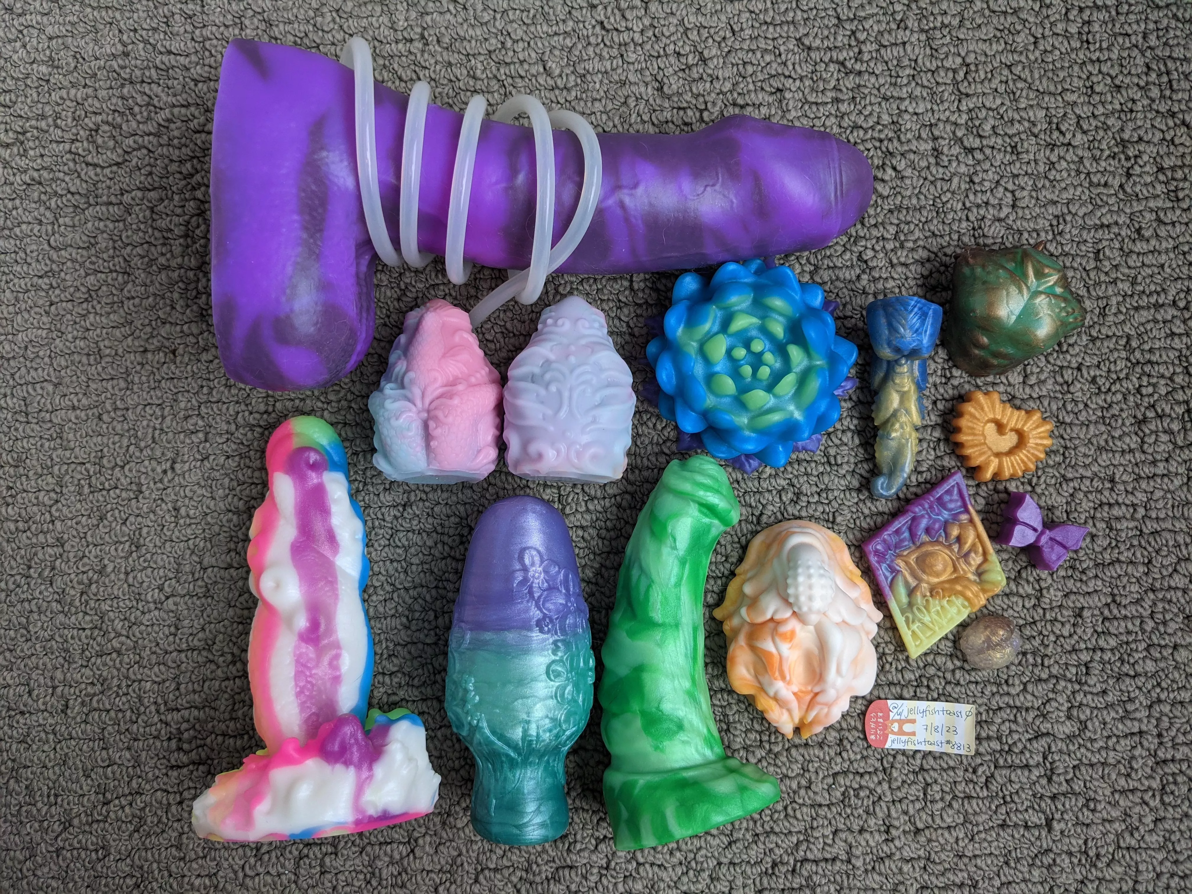 WTS tons of toys! posted by jellyfishtoast0