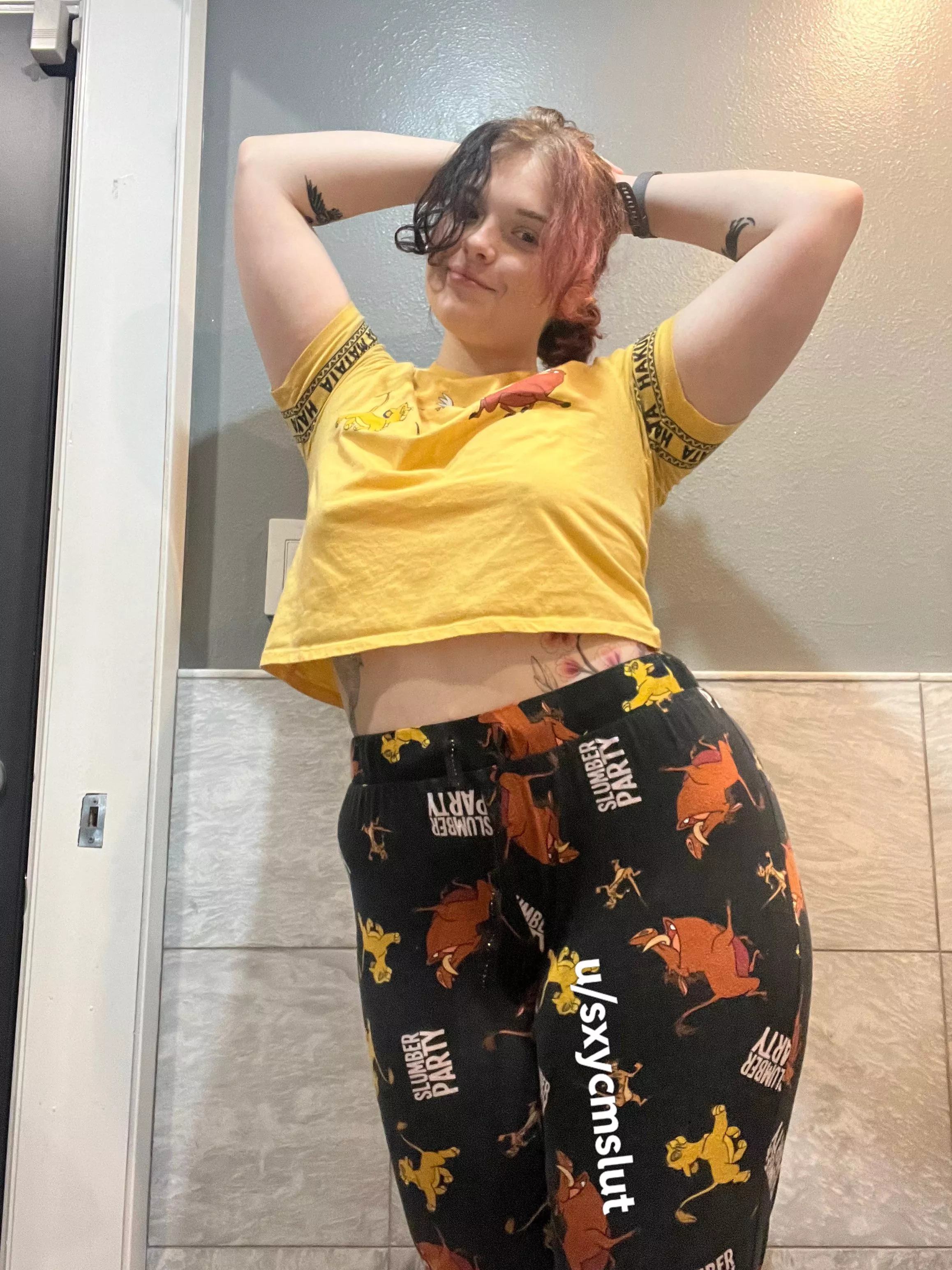 You can actually see five tats in this pic! posted by sxycmslut