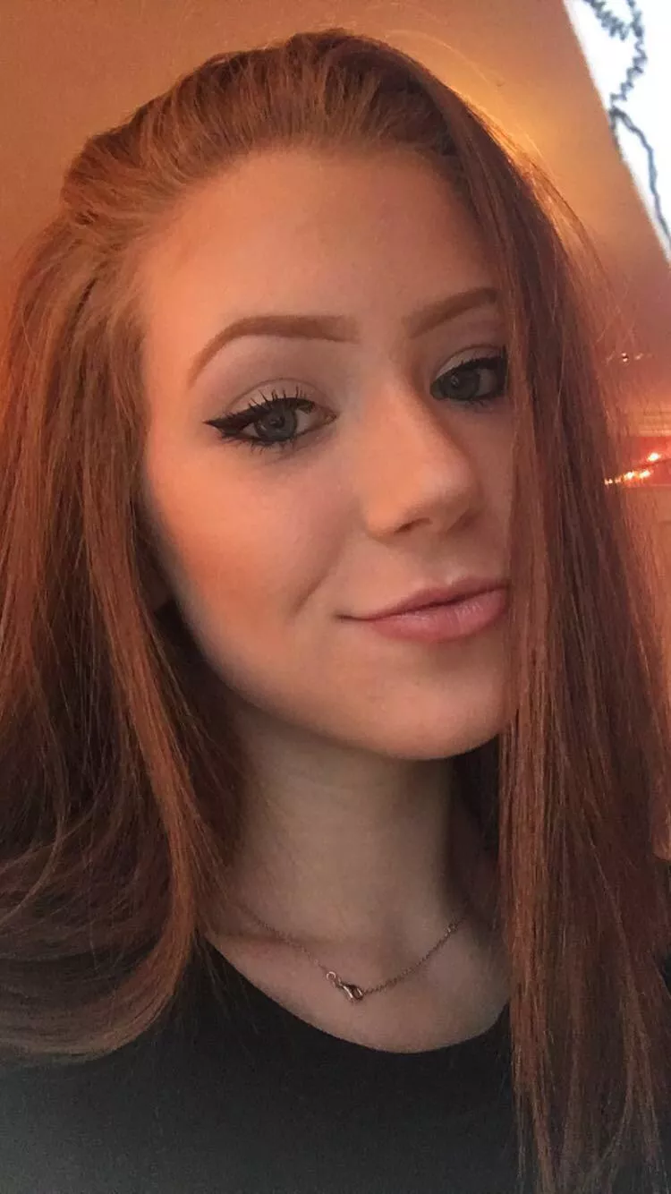 [18f] Looking for a military girl or a couple. posted by MalloryTx