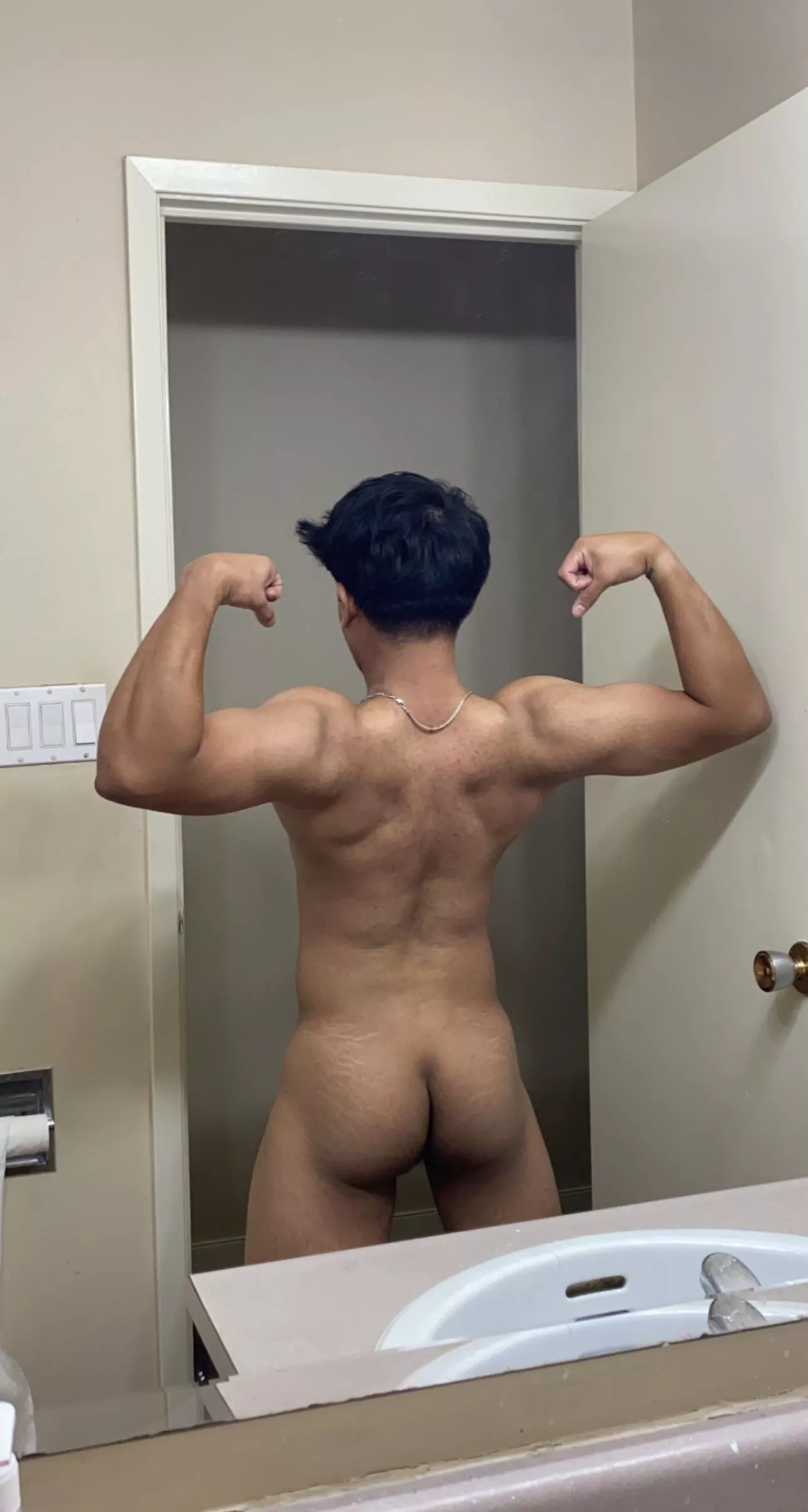 Back day [m] posted by pumpthat69