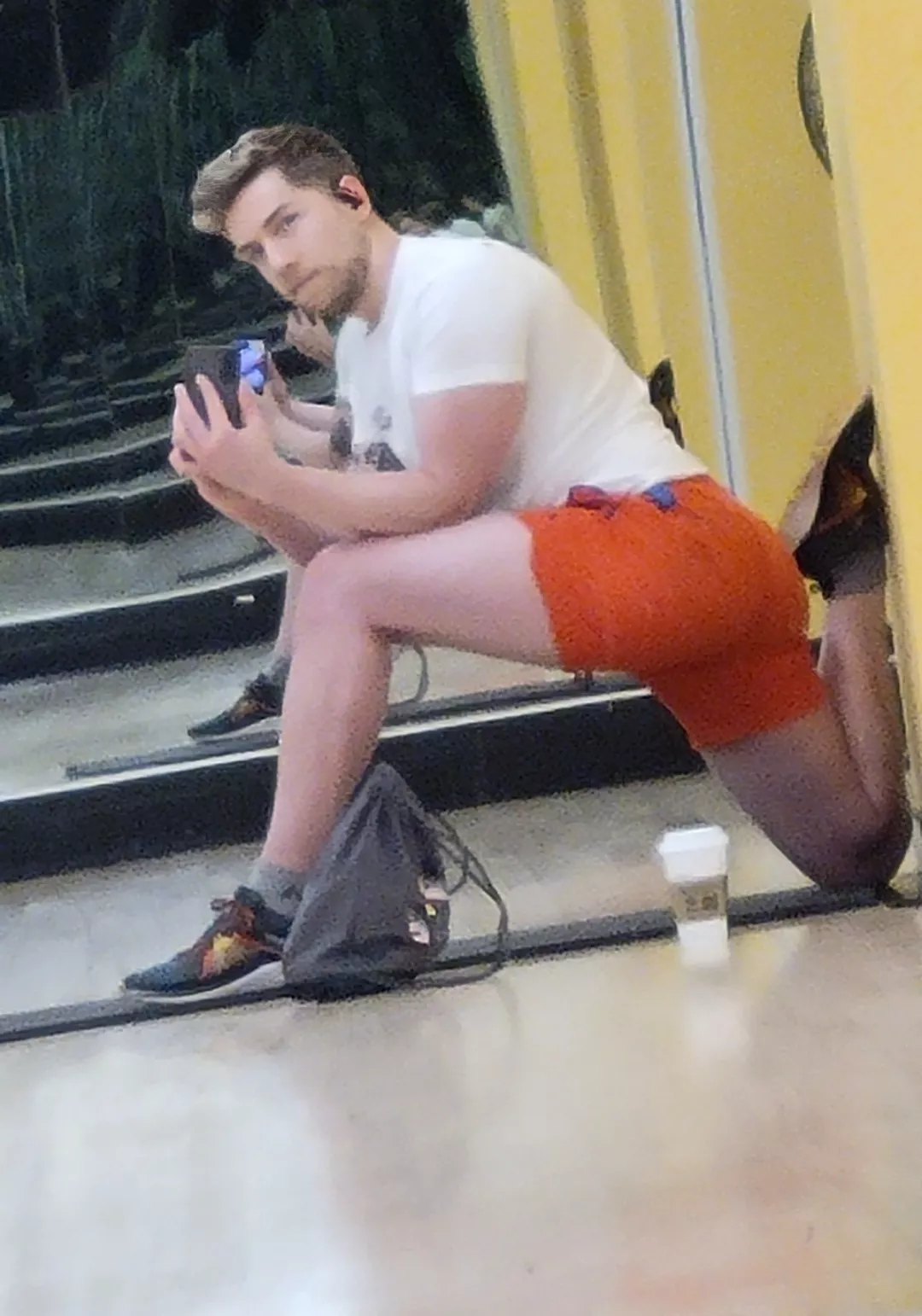 Big Stretch 💪😽 posted by Araren