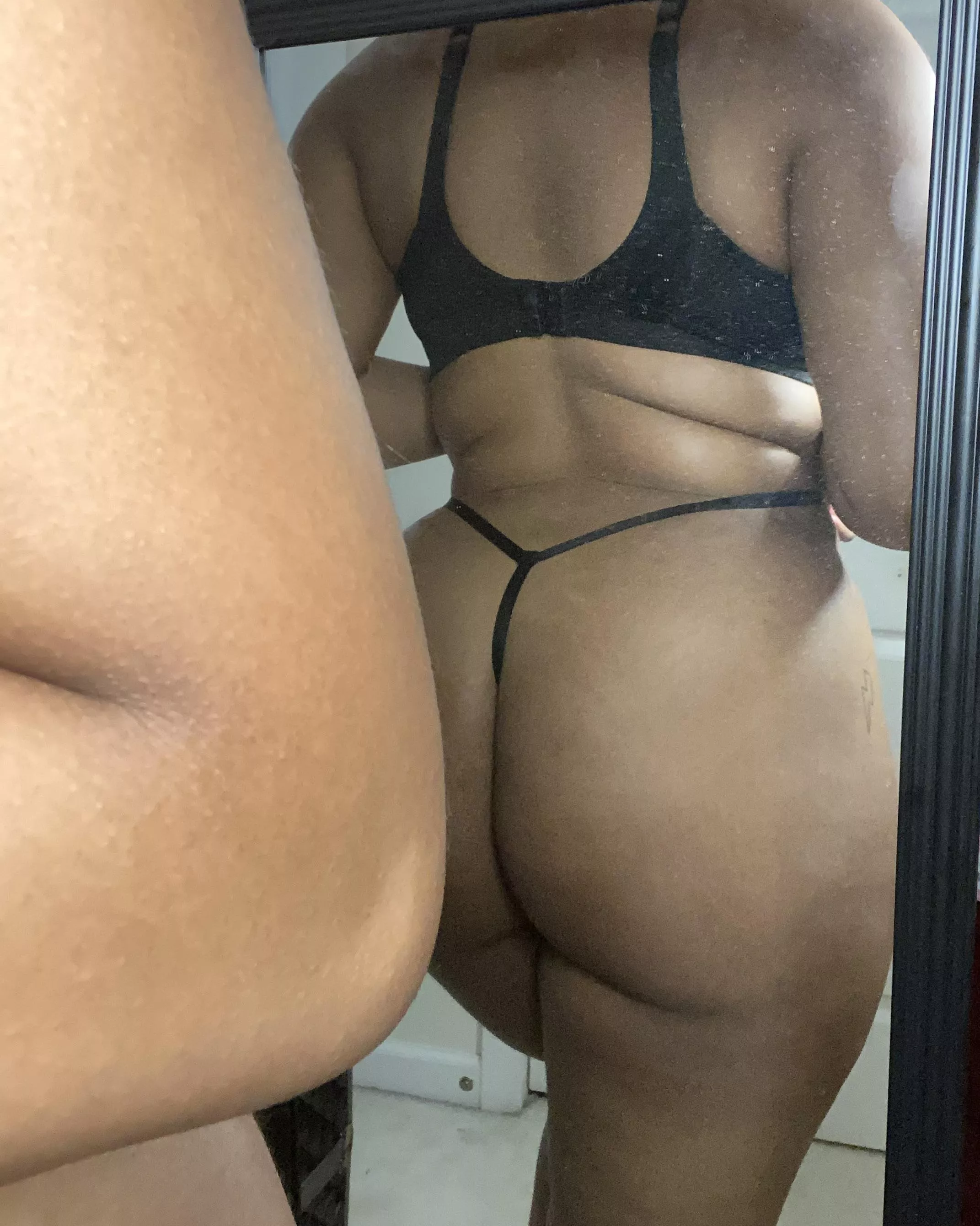 Can I be your internet girlfriend? [f] posted by Born_Living_1930