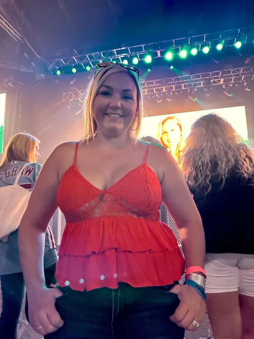 Cleavage AND underboob visible for this concert top!💋 by kinkyWAcpl