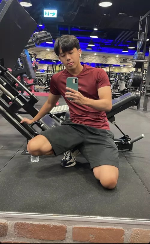 DM me if you are bored by Life-Daikon-9200