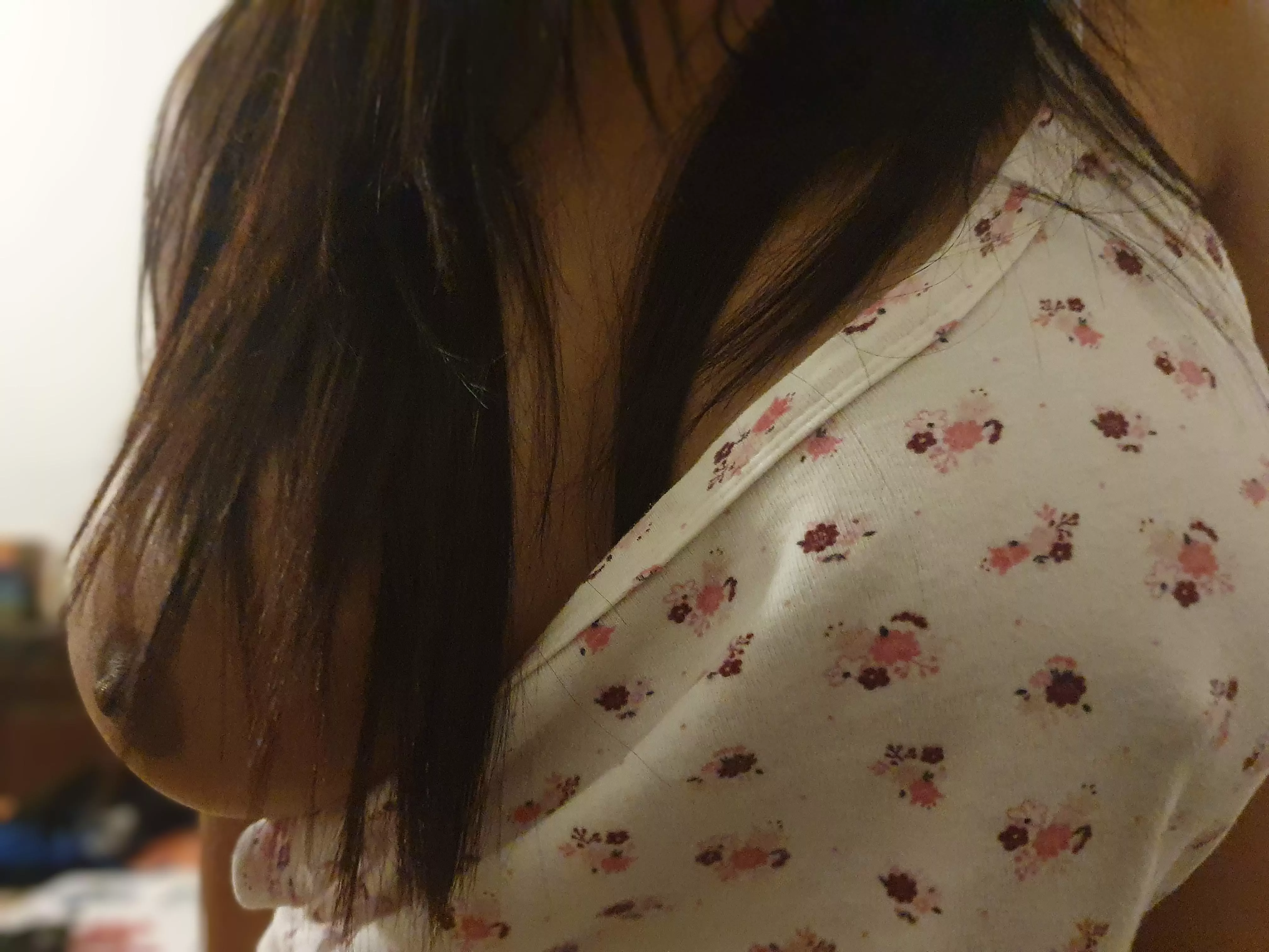 Do you wanna see my other boob next time 😏 posted by drieduplips_