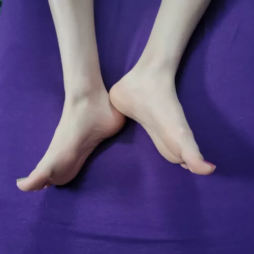 Don't these soles just draw you right in? 🥰 by catasticNya