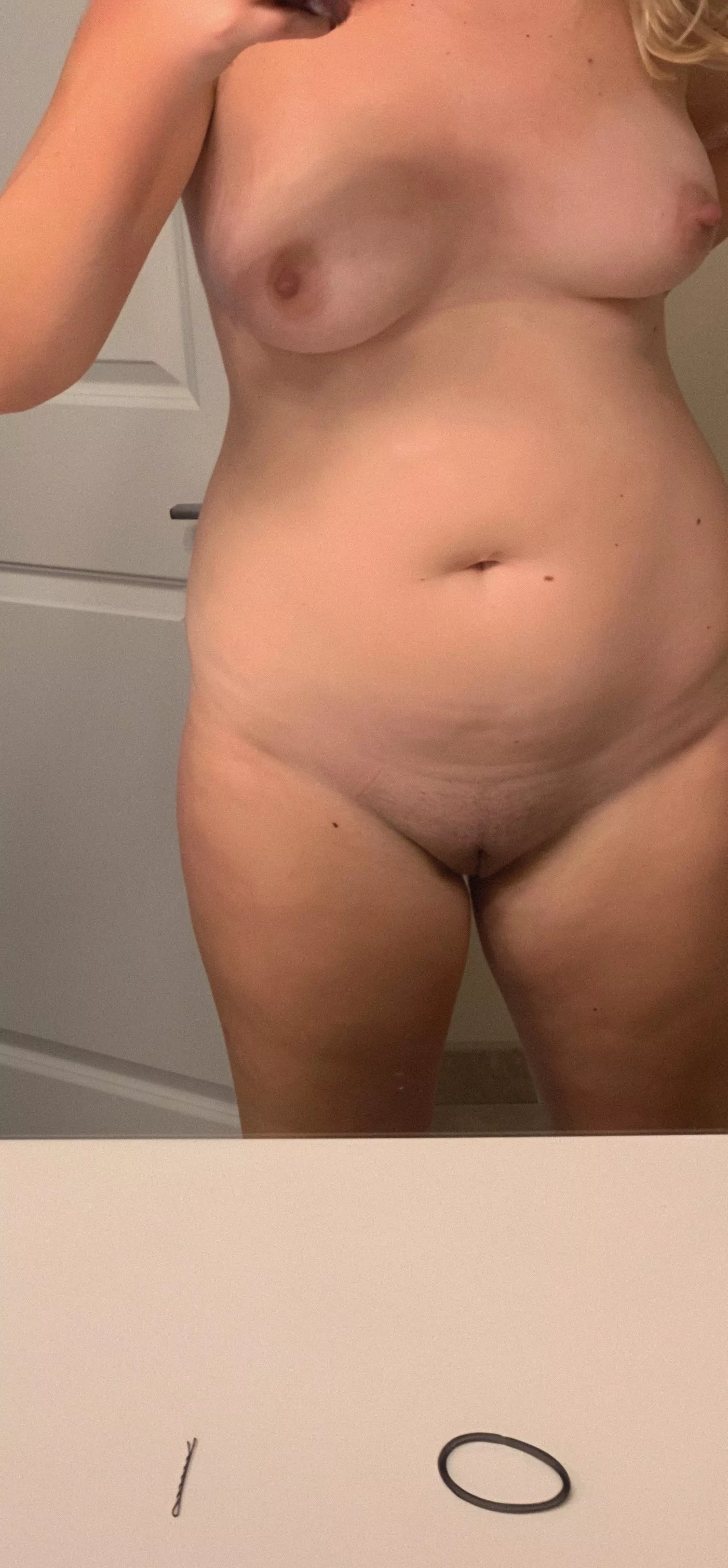 F30 5’9 160 posted by EmbarrassedBeach6470