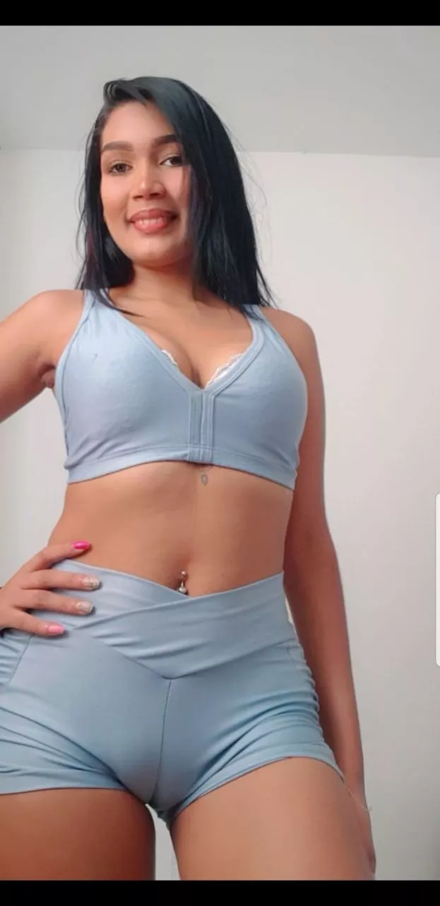 Fresh and best cameltoe you ever seen posted by DramaticIce765