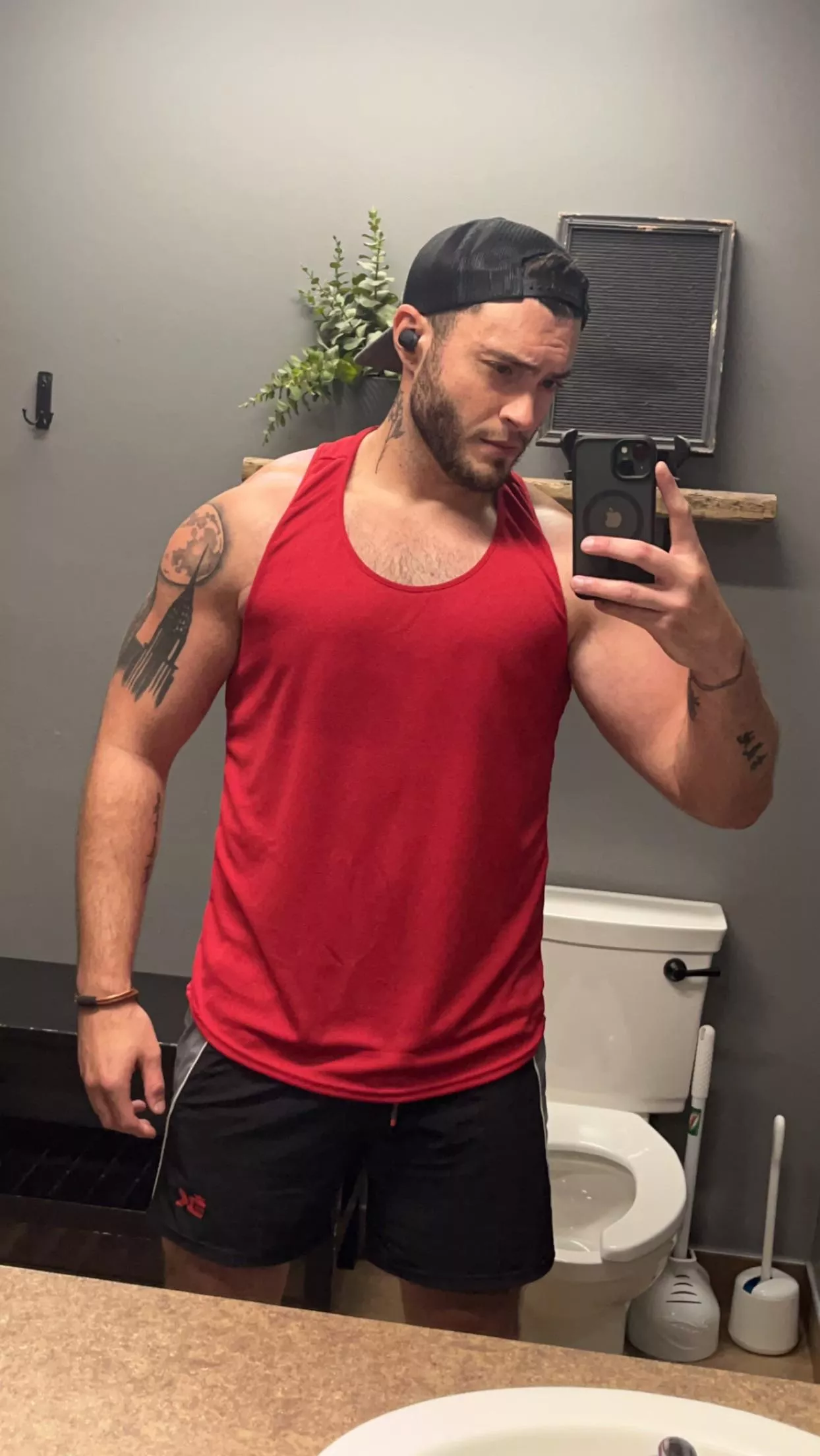 Good morning from Canada 👋🏻 posted by WeaknessPlus6294