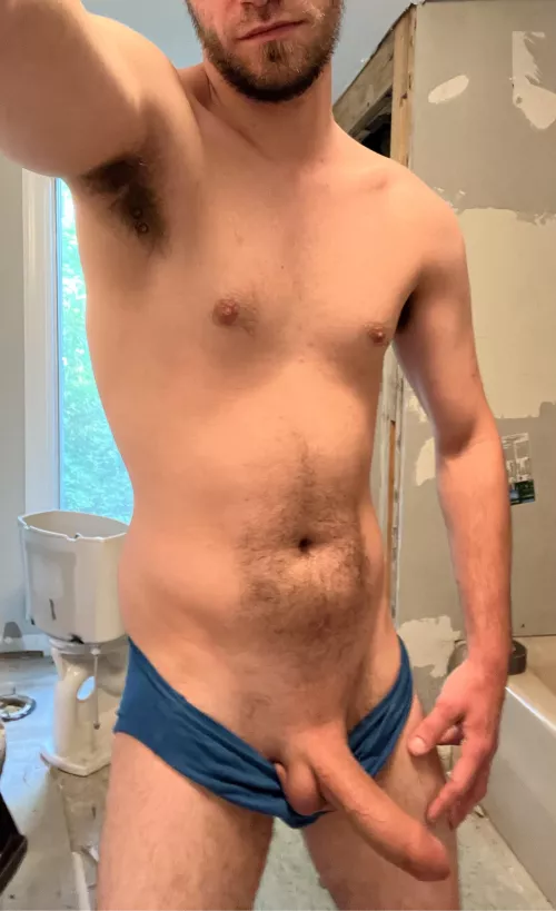 Handy handyman by Smokeandchill14