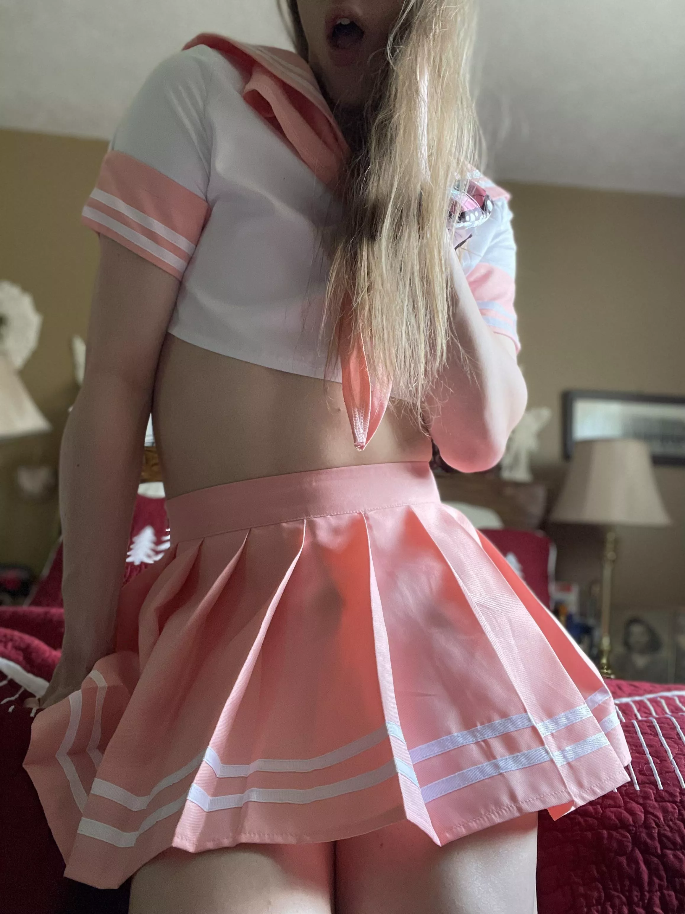Happy femboy Saturday!! posted by DefNotJustAFemboy