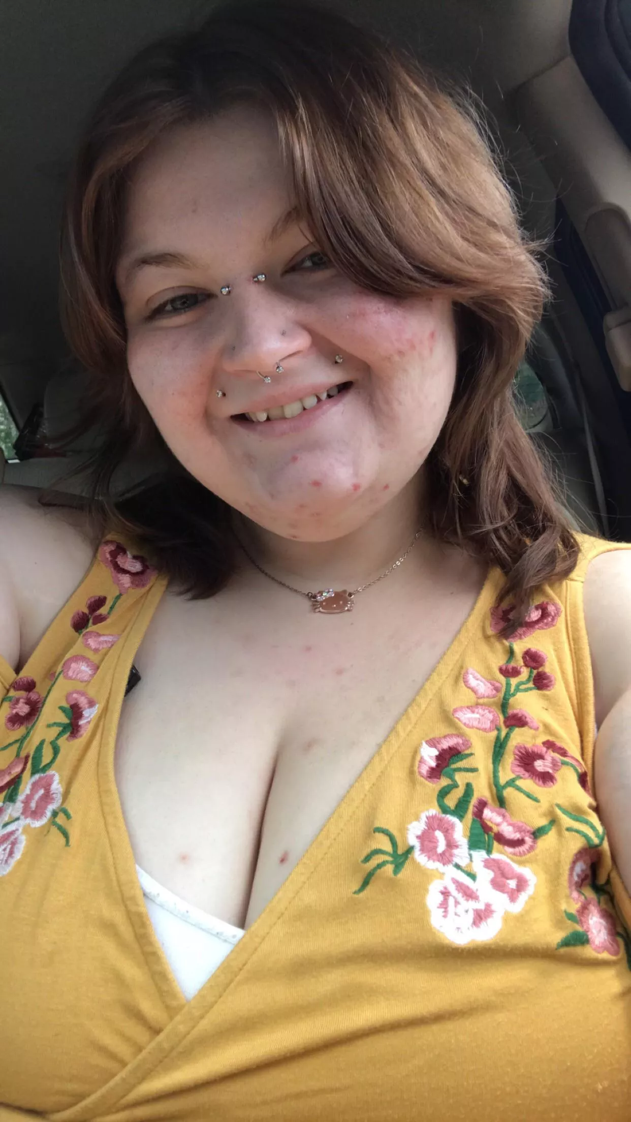 Hey everyone! ( ignore my bra showing lmao I ended up fixing the dress after this so 😂 ) posted by deadfairyx