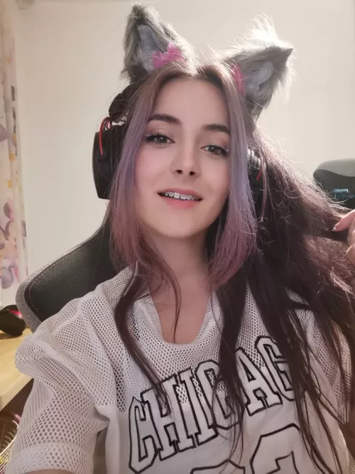 I like to wear cat ears by miremi137