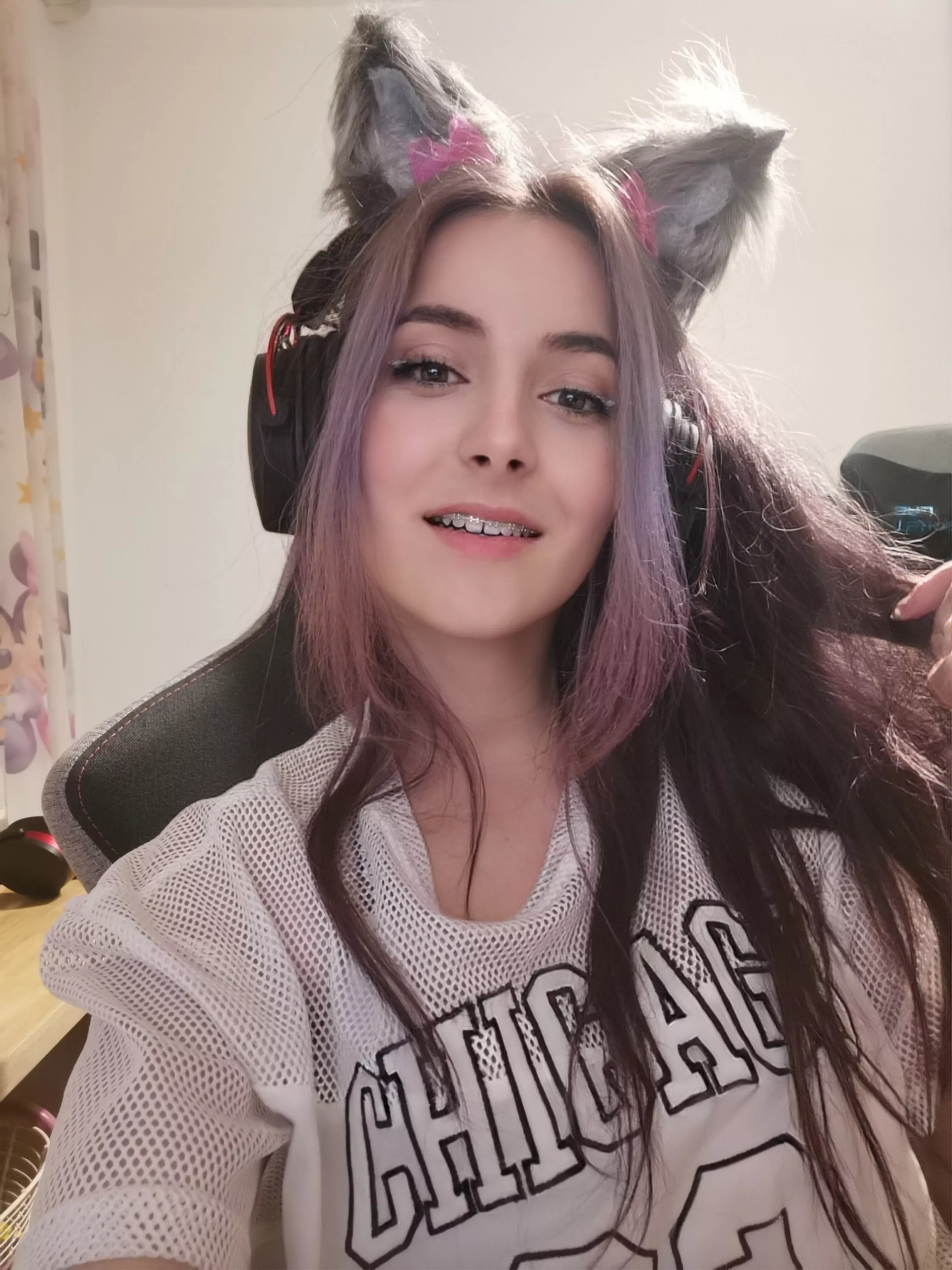 I like to wear cat ears posted by miremi137