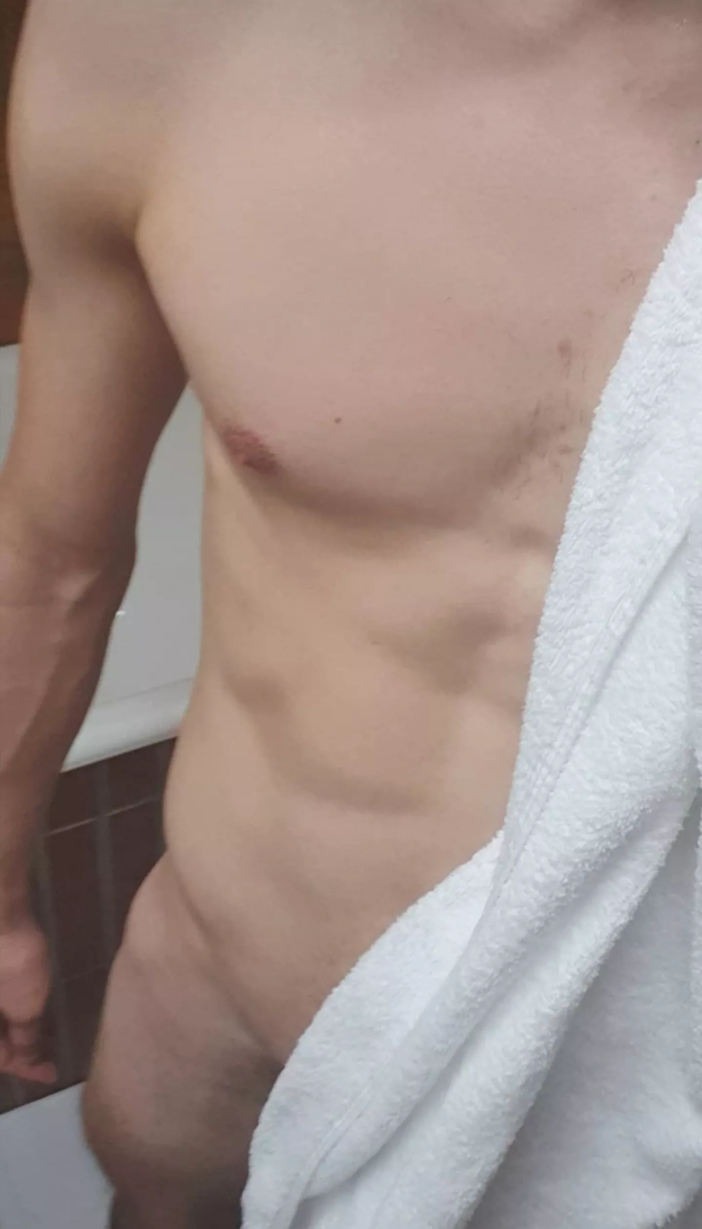 I love armpits, spit, feet... Anyone with abs or muscles wanna chat? posted by swimboy_99