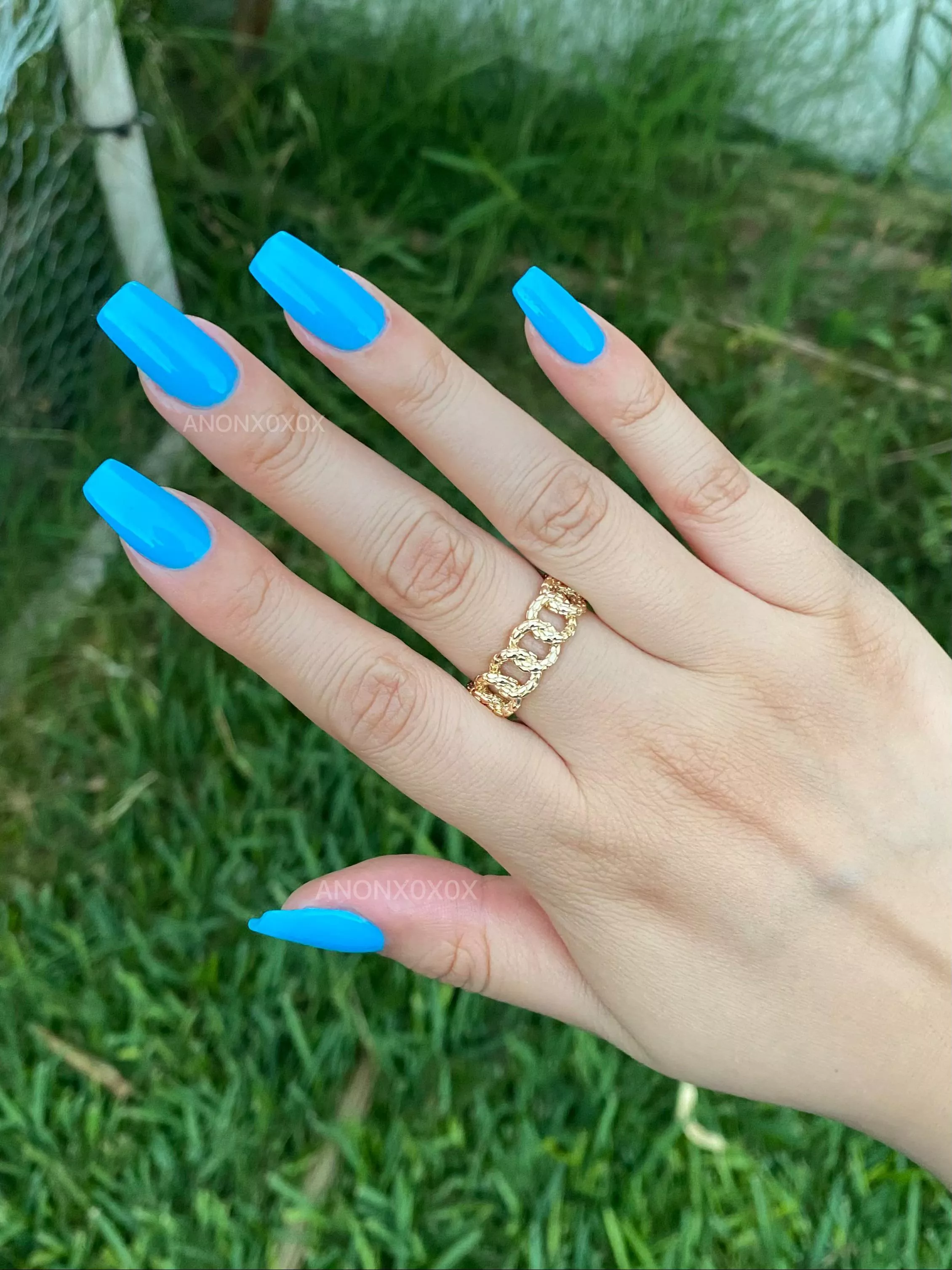 Imagine what my hand would look like giving you a HJ? 💙 posted by anonx0x0x