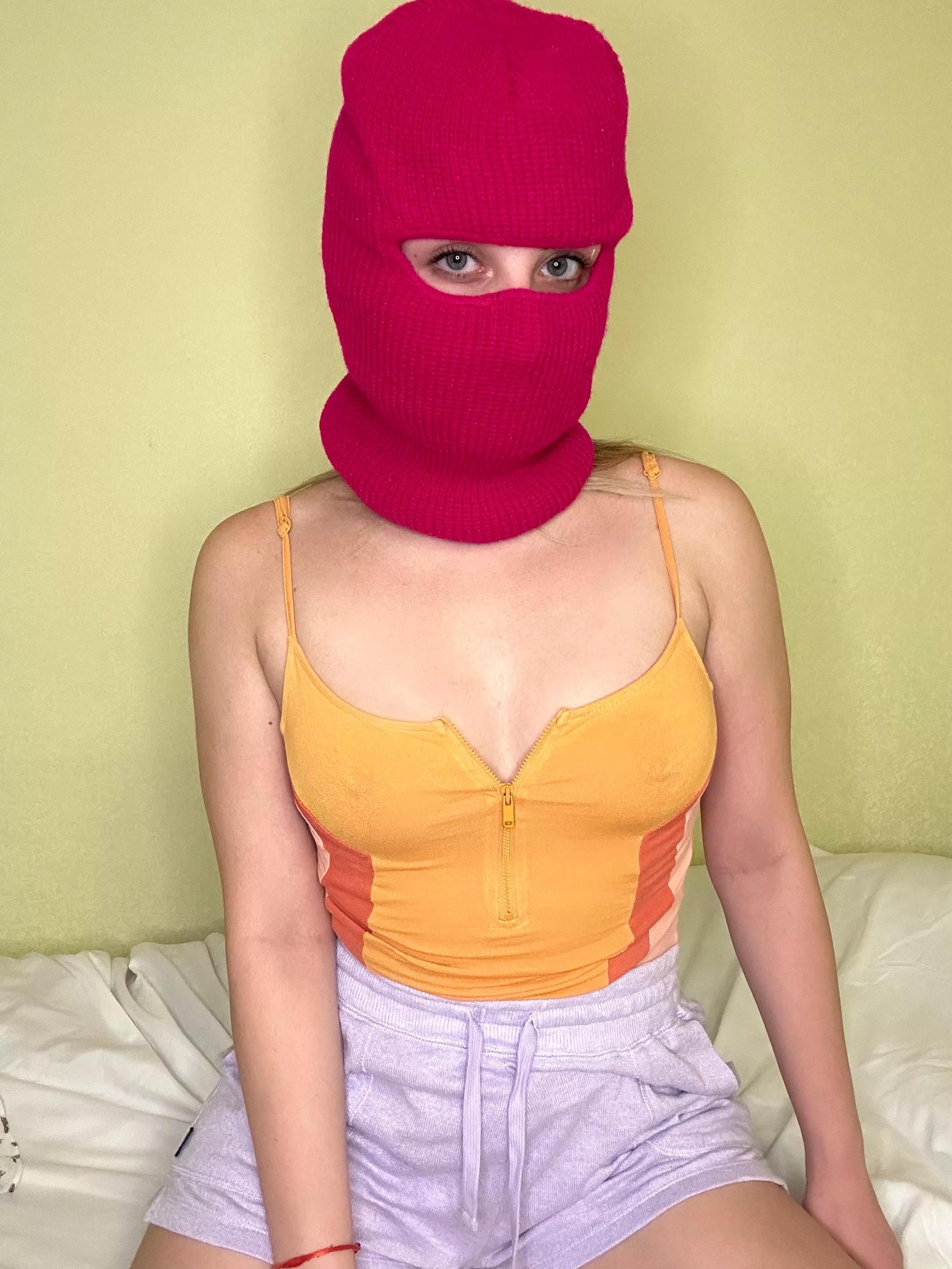 Is going out braless too distractive? posted by NIKTRICITY