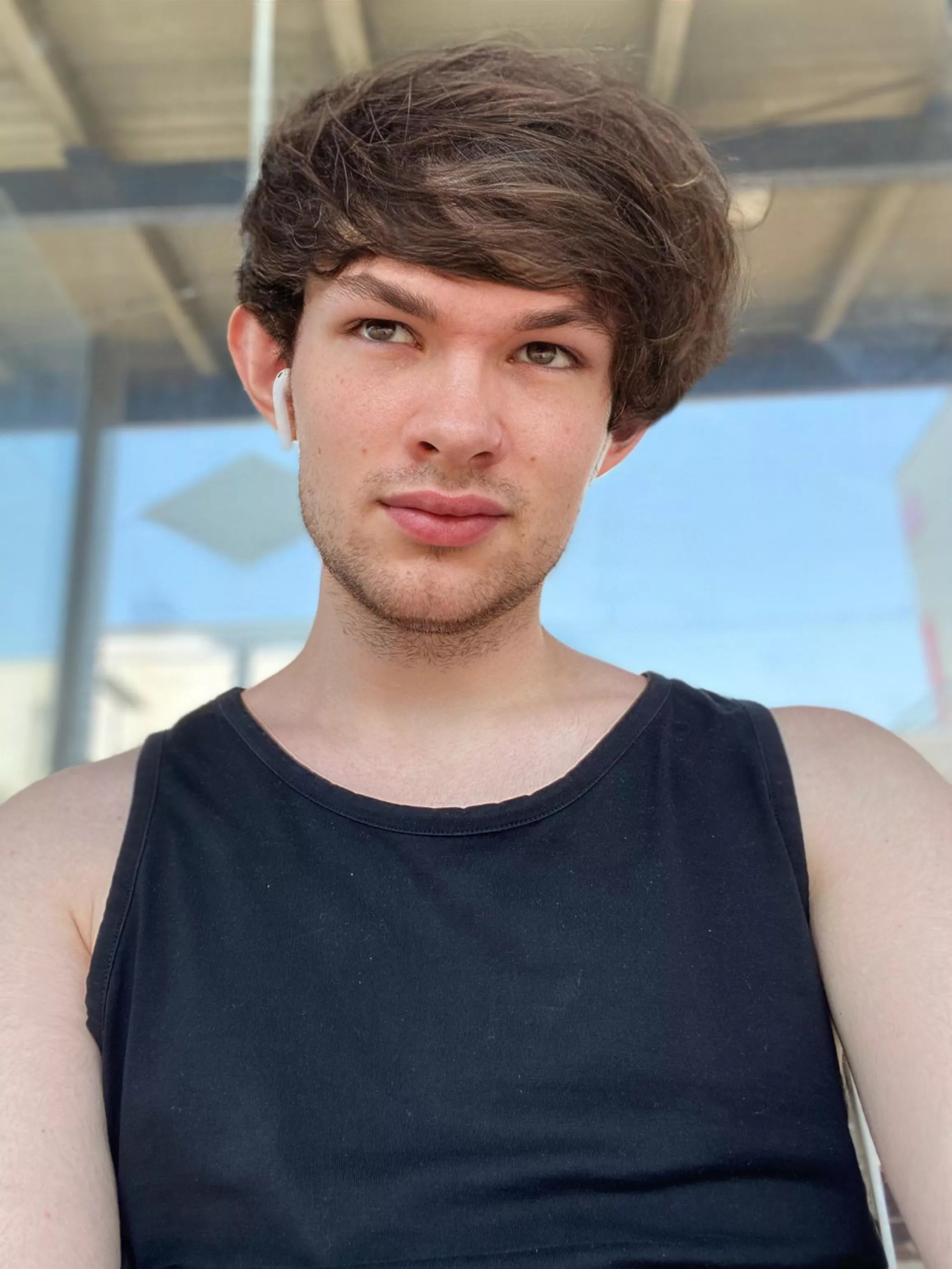 It‘s so damn hot outside. 😩🥵 posted by Spielknabe